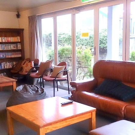 Kiwi House Hostel Крайстчёрч Экстерьер фото