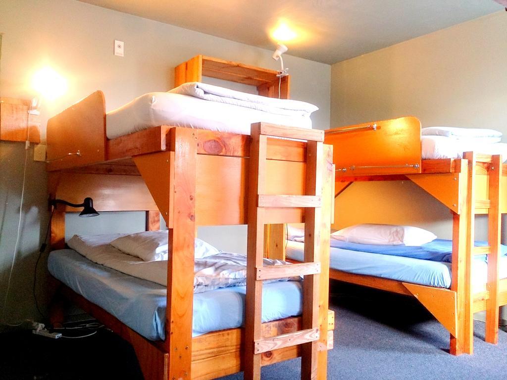 Kiwi House Hostel Крайстчёрч Экстерьер фото
