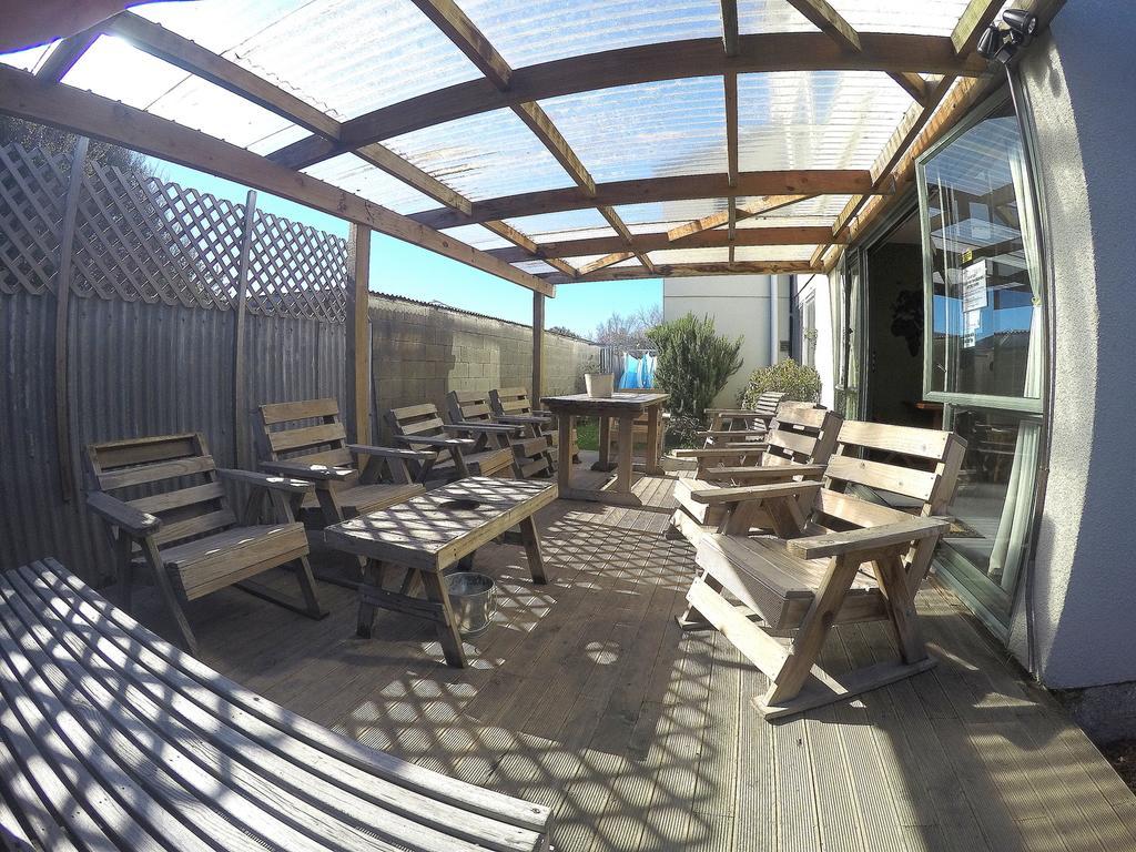 Kiwi House Hostel Крайстчёрч Экстерьер фото